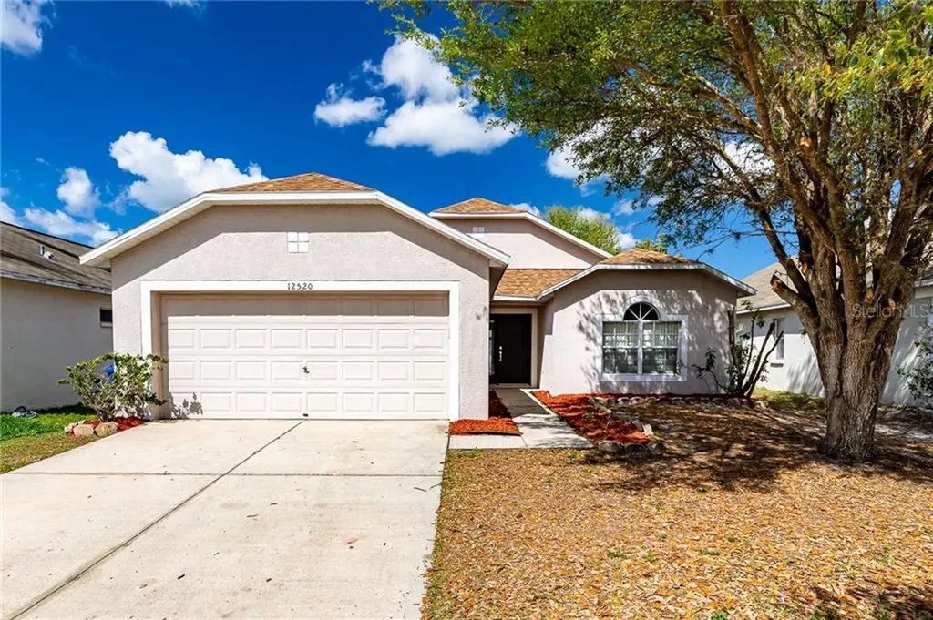 12520 Lake Vista Drive Gibsonton FL 33534