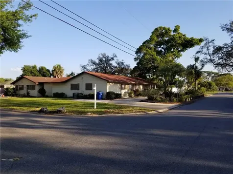 3255 Hartford Street N St Petersburg FL 33713