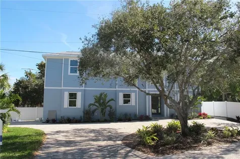 5025 Sandy Beach Avenue Sarasota FL 34242
