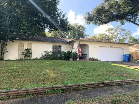 3217 King William Circle Seffner FL 33584