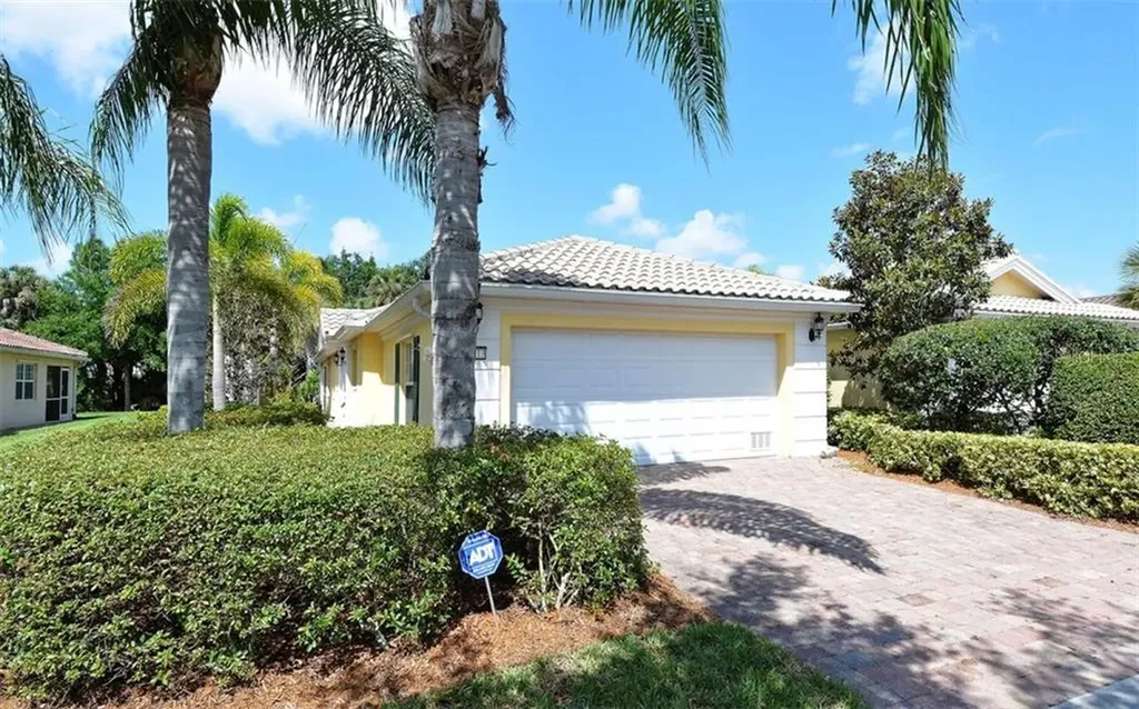 11613 Garessio Lane Sarasota FL 34238