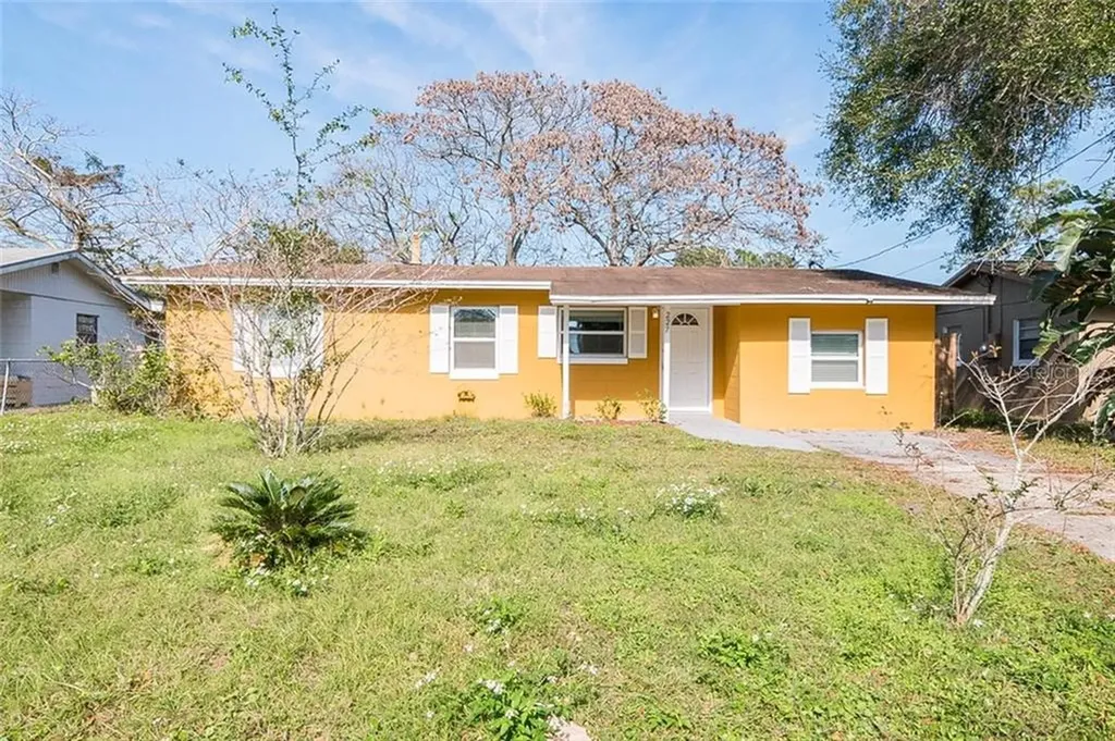 227 Amador Circle Orlando FL 32810