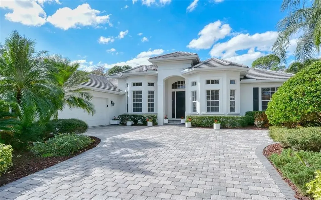 8902 Bloomfield Boulevard Sarasota FL 34238