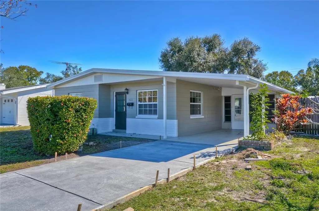 600 75th Avenue N St Petersburg FL 33702