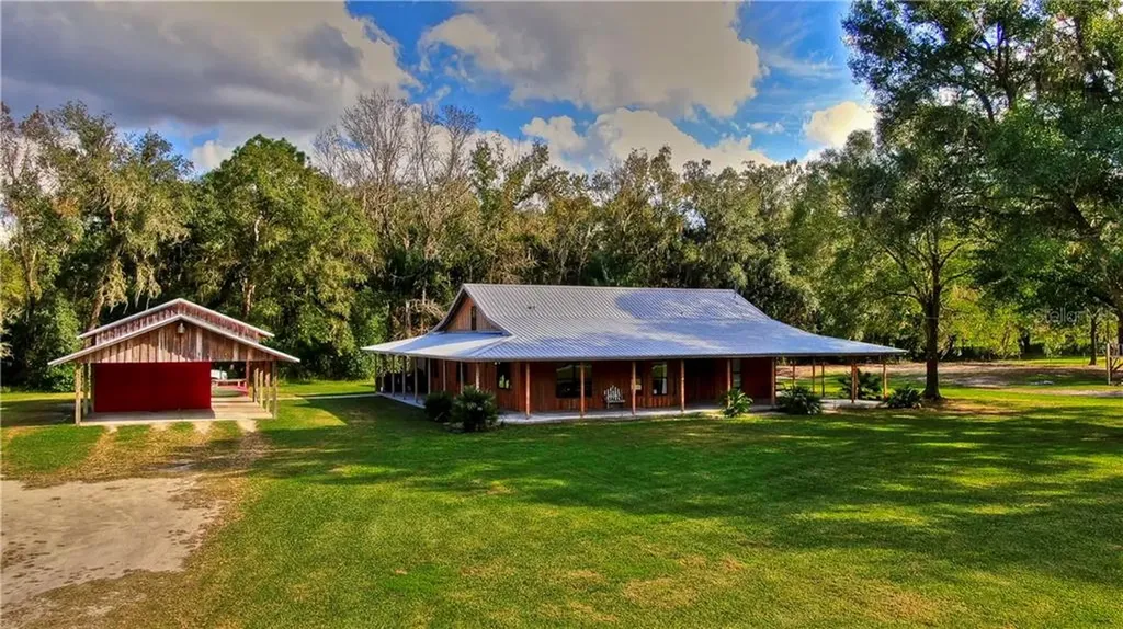 9155 Loblolly Pine Place Lakeland FL 33810