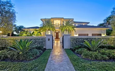 450 Meadow Lark Drive Sarasota FL 34236