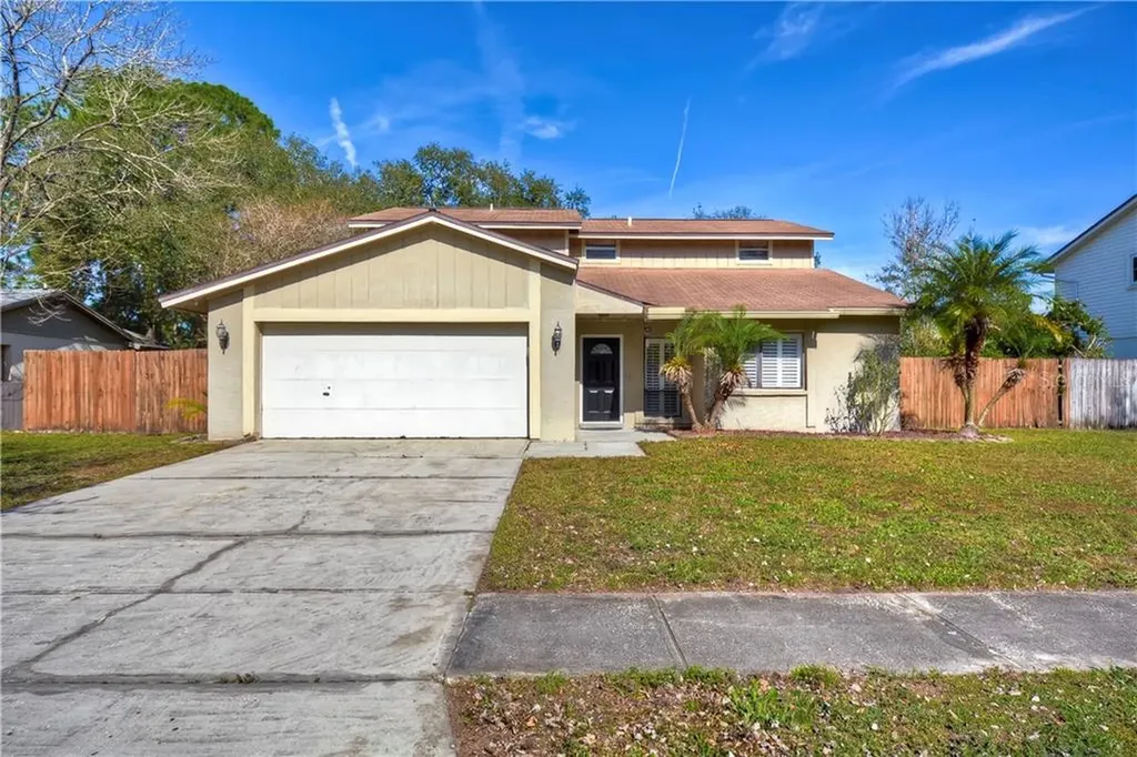 15825 Country Lake Drive Tampa FL 33624