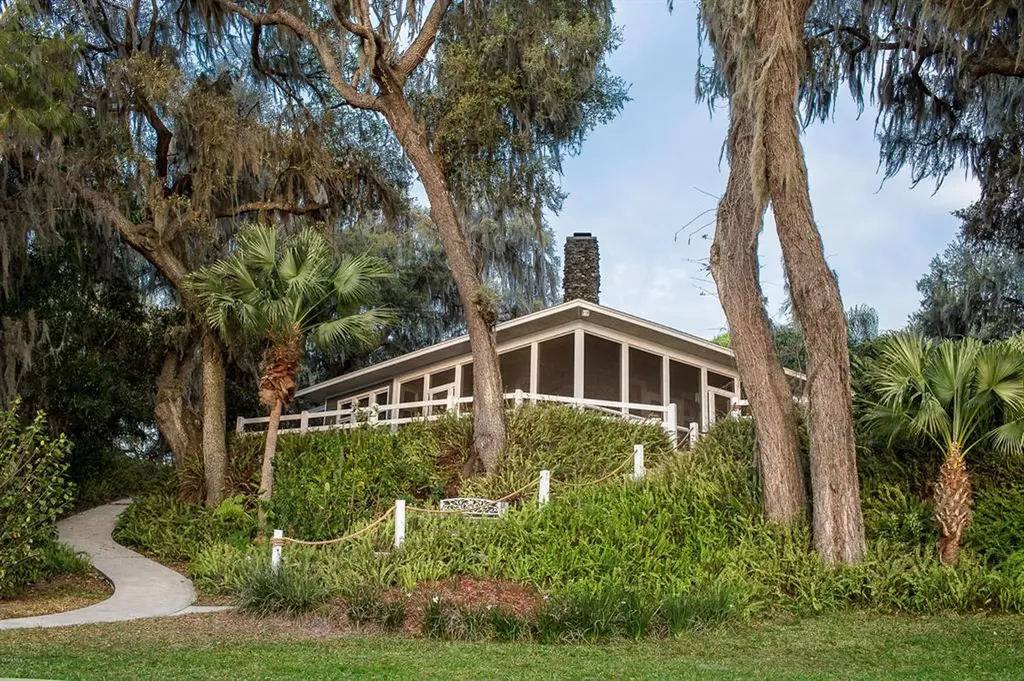 15050 SE 140th Avenue Road Weirsdale FL 32195
