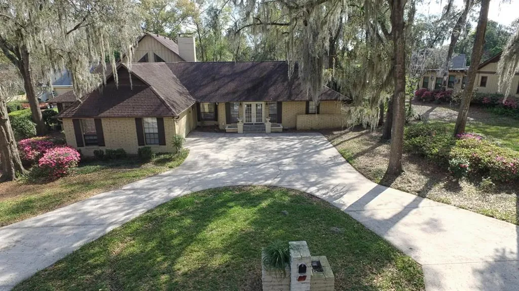 2418 SE 15th Street Ocala FL 34471