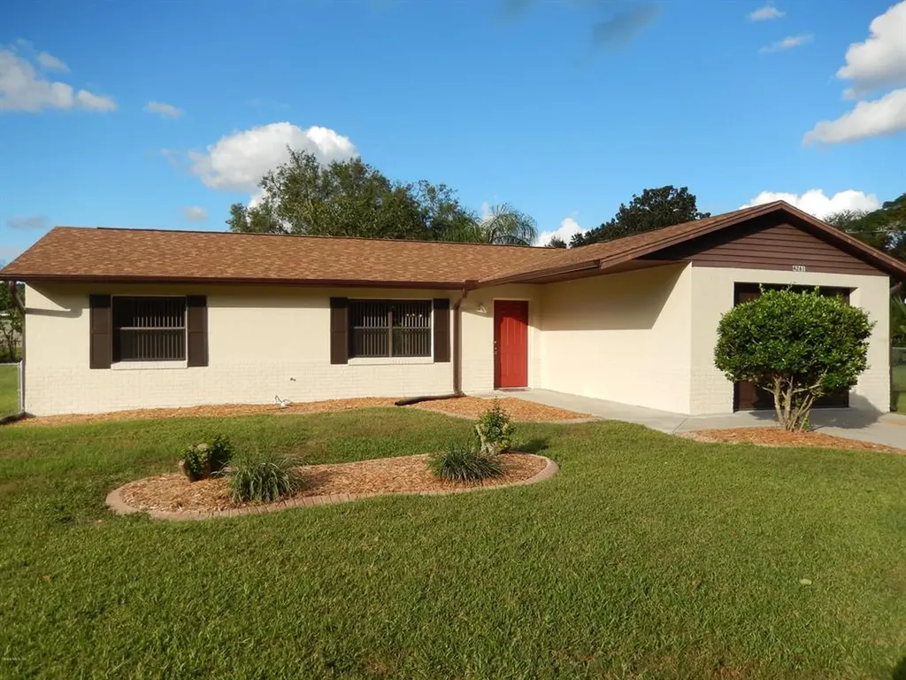 4261 SE 137th Street Summerfield FL 34491
