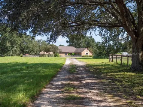 1001 NE 105th Lane Anthony FL 32617