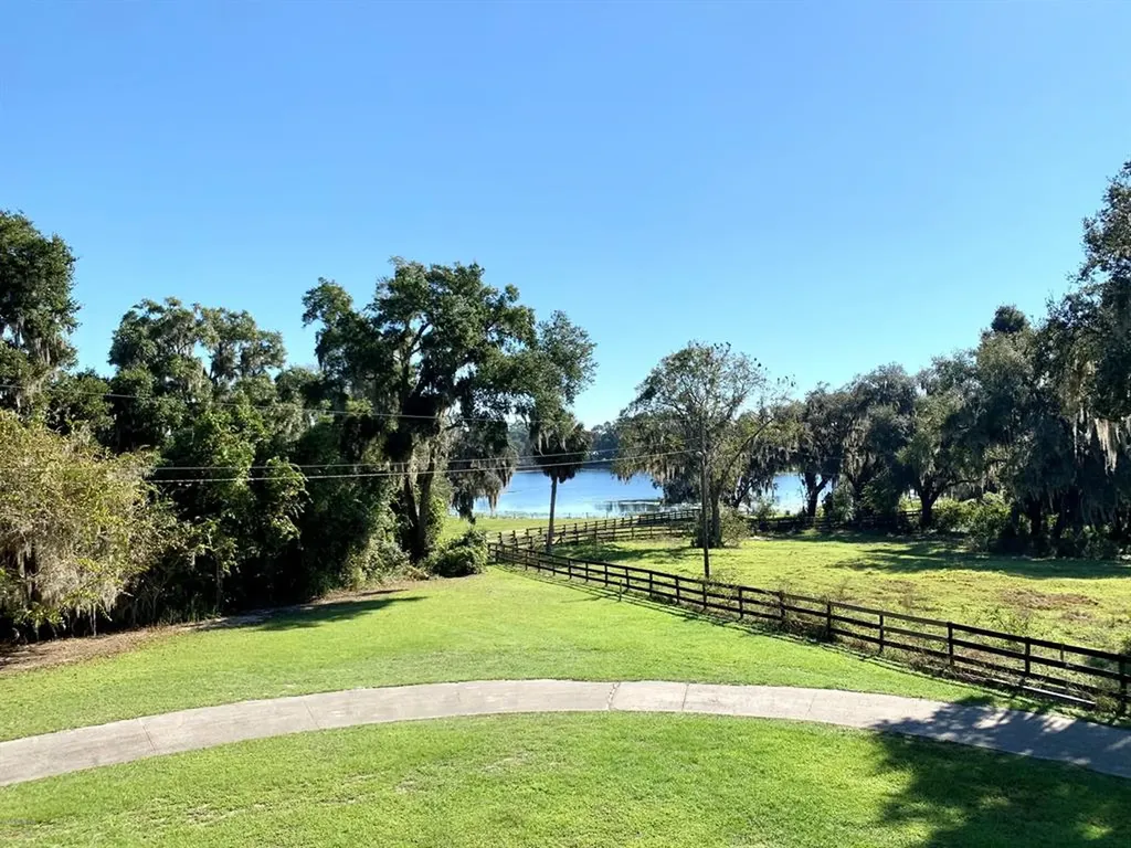 10650 SE 106th Court Belleview FL 34420