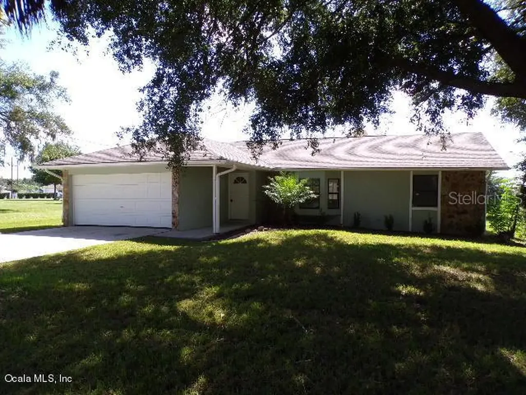 8 Almond Drive Place Ocala FL 34472