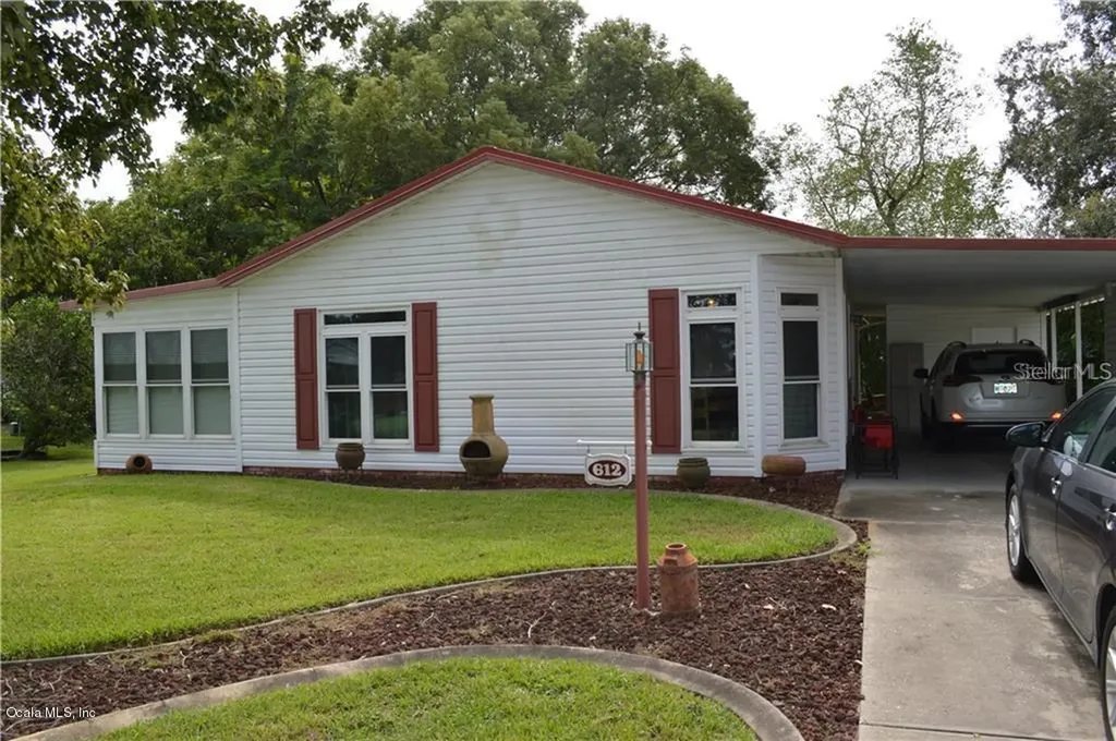 612 Rainbow Court Lady Lake FL 32159