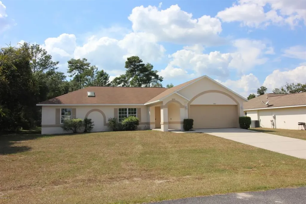 13744 SW 39th Court Ocala FL 34473