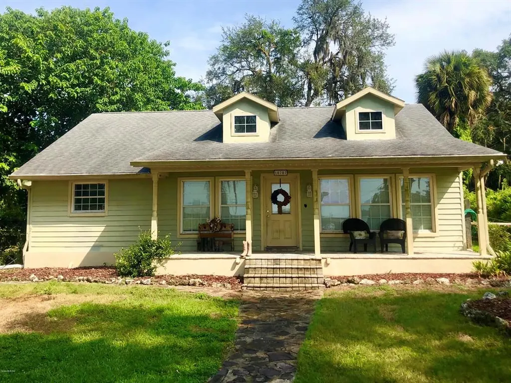 10707 SE 134th Street Ocklawaha FL 32179