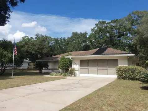 19955 SW 57th Street Dunnellon FL 34431