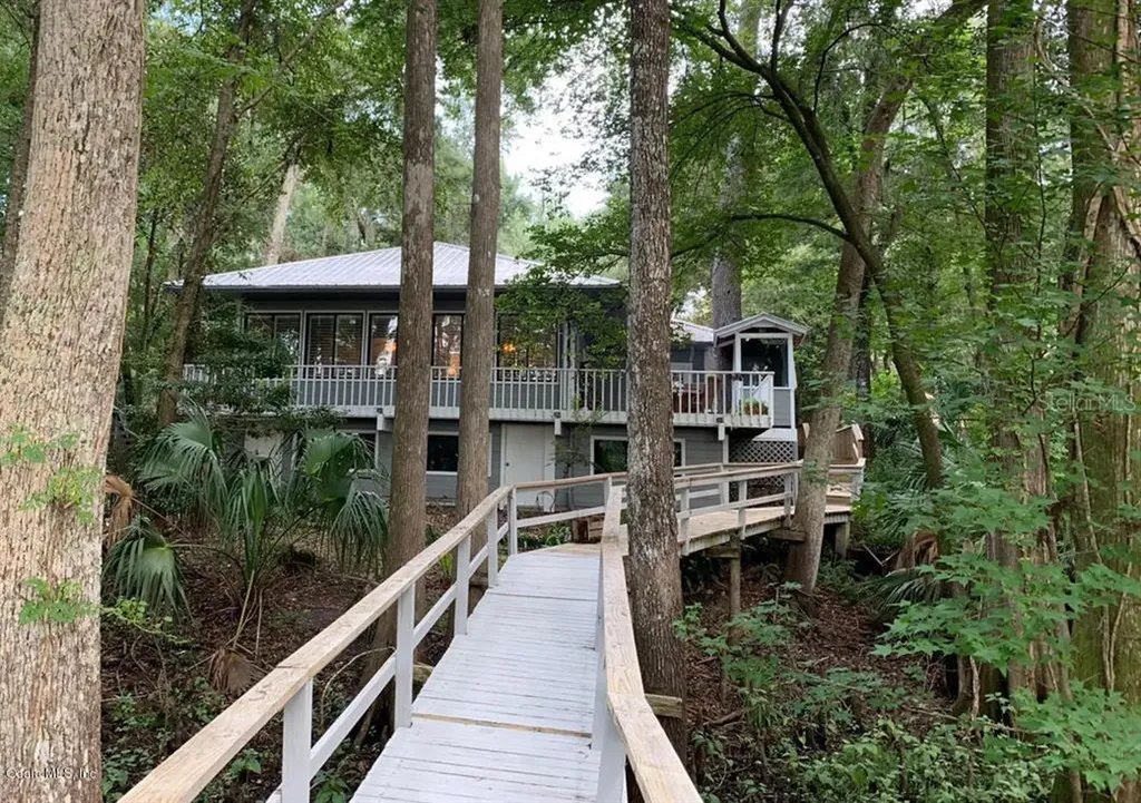 9370 NW 127th Court Chiefland FL 32626