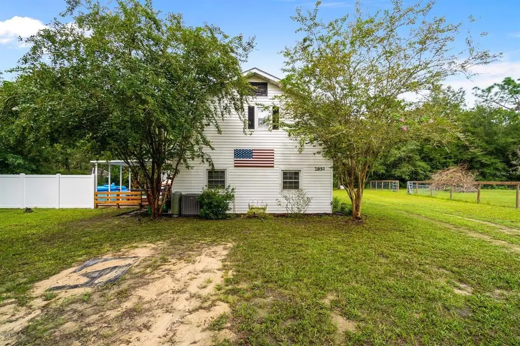 2850 SE 143rd Terrace Morriston FL 32668