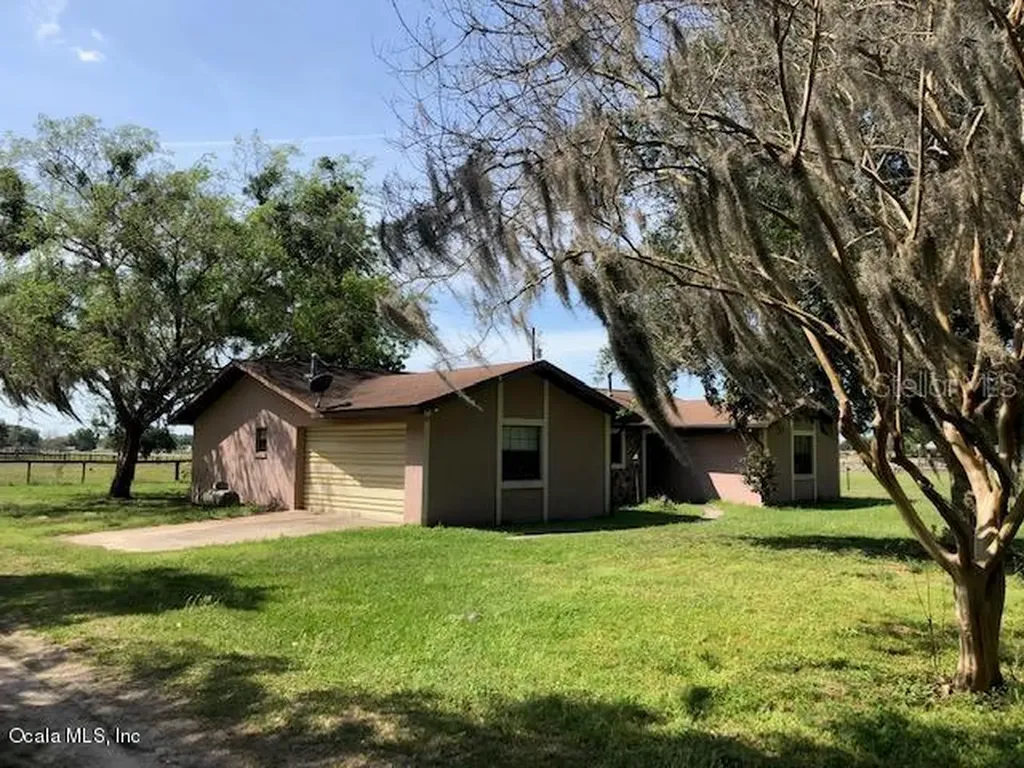 662 SE 155th Street Summerfield FL 34491