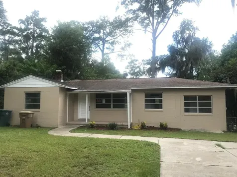 828 NE 11th Avenue Ocala FL 34470