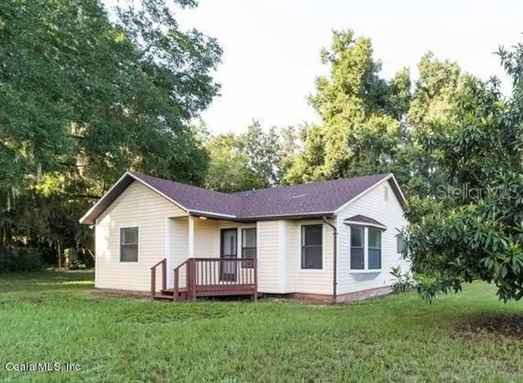 6043 SE Foss Road Belleview FL 34420