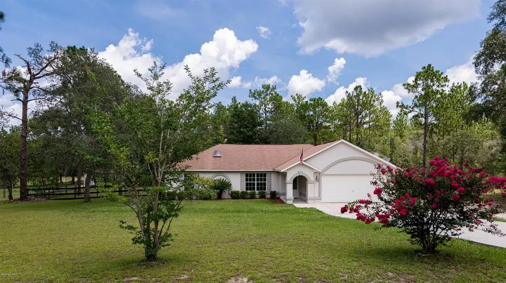 13701 SW 81st Street Dunnellon FL 34432