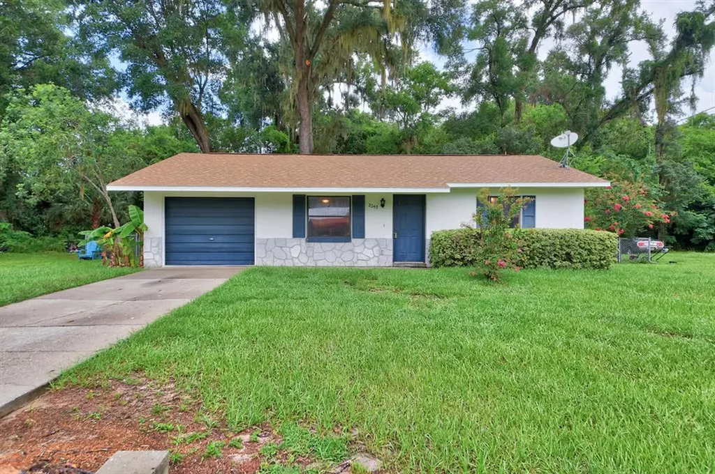 2049 NE 59th Street Ocala FL 34479