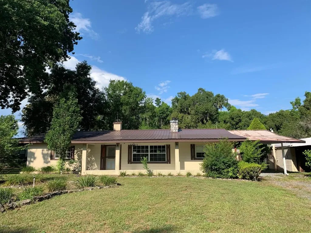 11690 SE 55th Avenue Road Belleview FL 34420