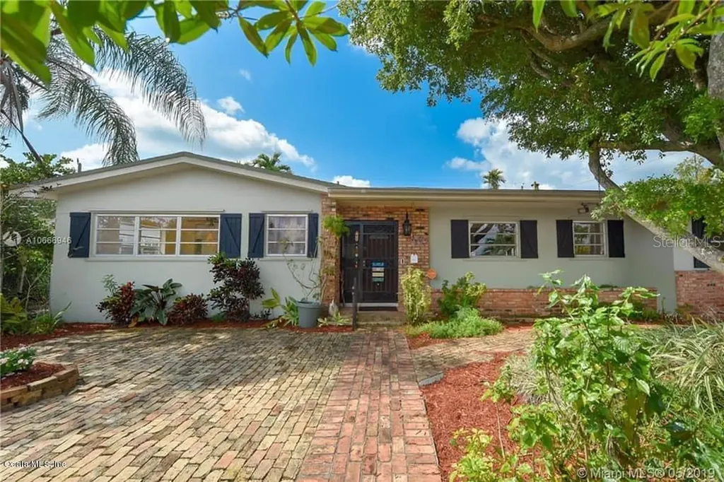8770 SW 51st Street Miami FL 33165