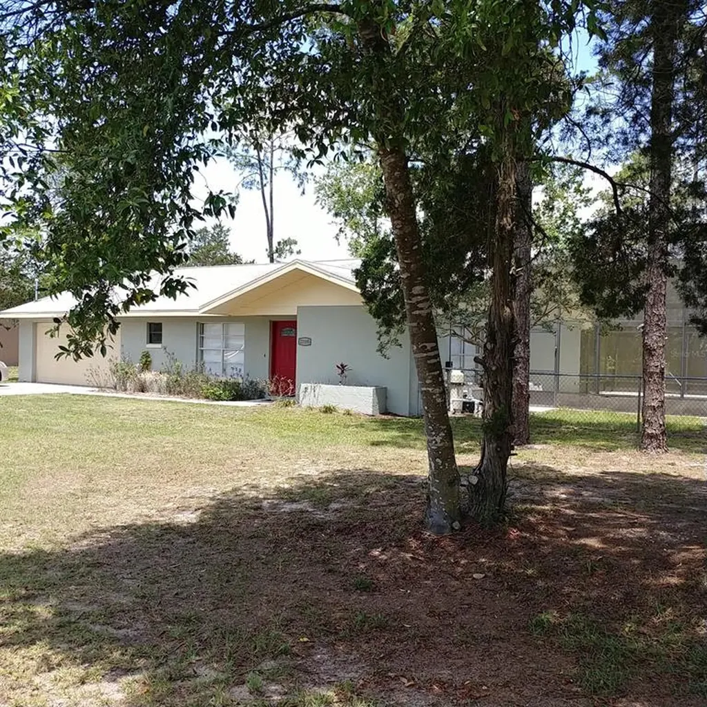 21195 SW Honeysuckle Street Dunnellon FL 34431