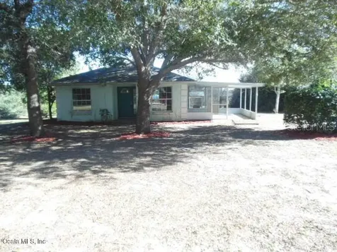 10645 SE Highway 464c Ocklawaha FL 32179
