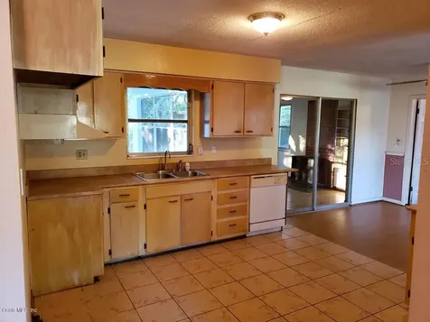 22655 SW Rainbow Lakes Boulevard Dunnellon FL 34431