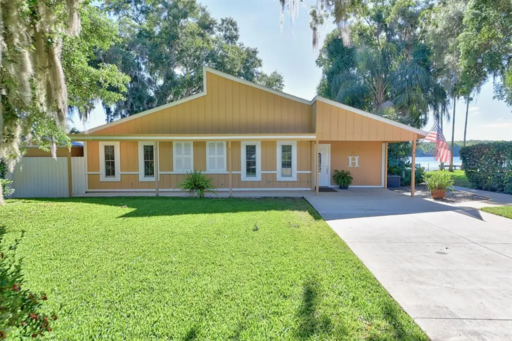 11752 SE 123rd Street Belleview FL 34420