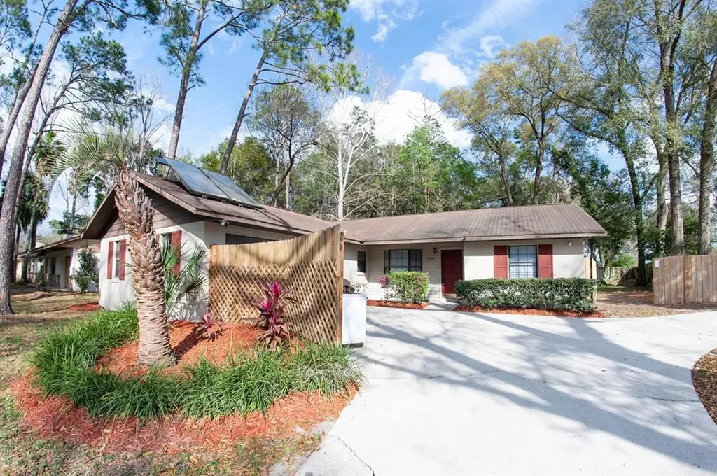 4395 NE 34th Court Ocala FL 34479