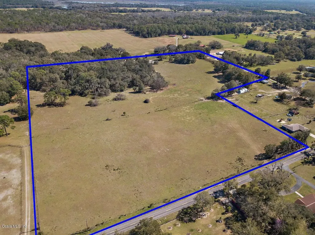 4825 NE 105th Place Anthony FL 32617