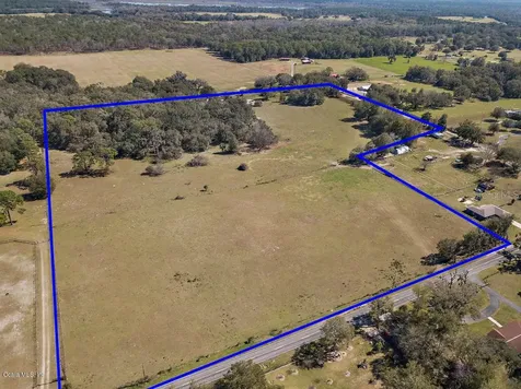 4825 NE 105th Place Anthony FL 32617