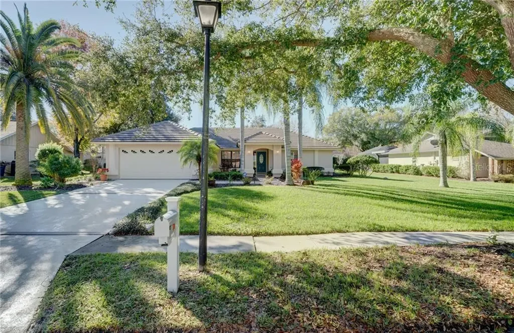 16110 Ancroft Court Tampa FL 33647