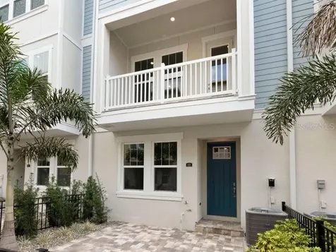 819 Burlington Avenue N St Petersburg FL 33701