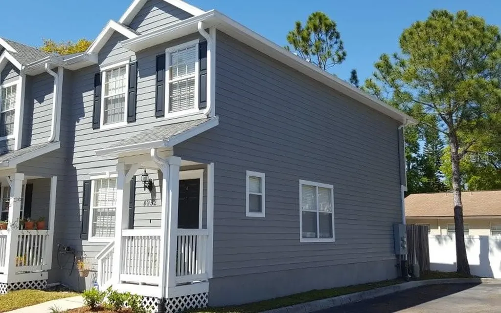 4952 Elizabeth Anne Circle Tampa FL 33616