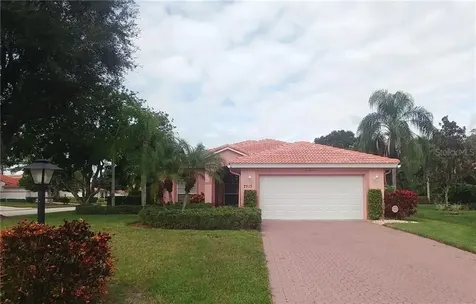 7515 Fairlinks Court Sarasota FL 34243