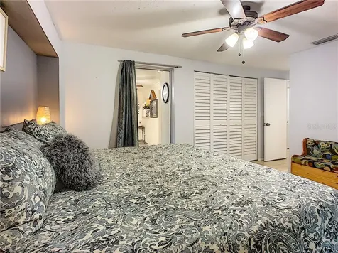 2128 Hyde Park Circle Sarasota FL 34239