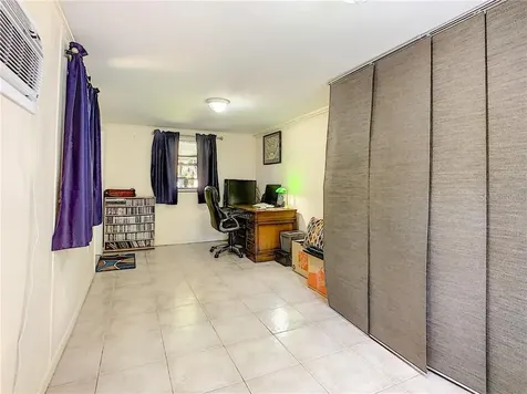 2128 Hyde Park Circle Sarasota FL 34239
