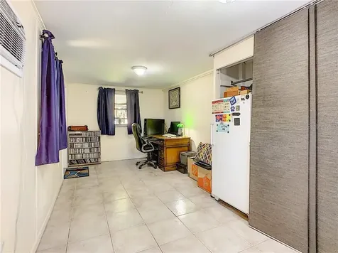 2128 Hyde Park Circle Sarasota FL 34239