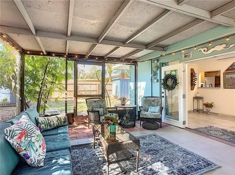 2128 Hyde Park Circle Sarasota FL 34239
