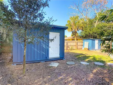 2128 Hyde Park Circle Sarasota FL 34239