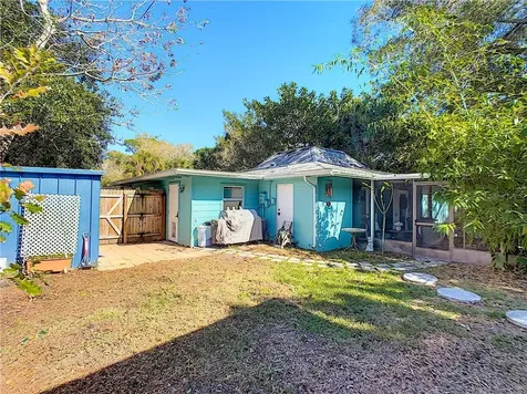 2128 Hyde Park Circle Sarasota FL 34239