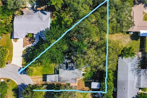 2128 Hyde Park Circle Sarasota FL 34239