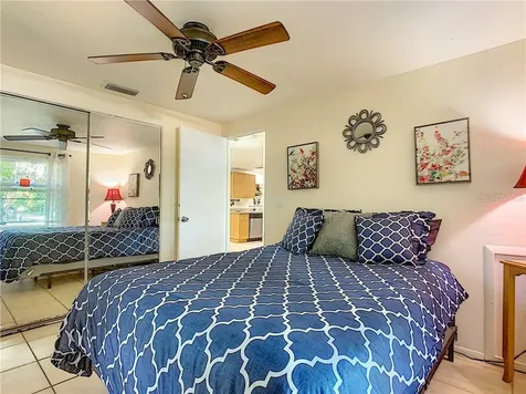 2128 Hyde Park Circle Sarasota FL 34239