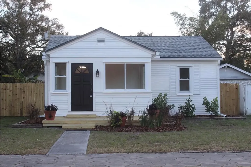 4430 Burlington Avenue N St Petersburg FL 33713